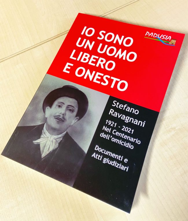 Io sono un uomo libero e onesto. Io sono un uomo libero e onesto.