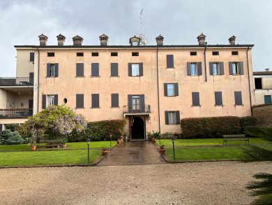La piazza di Massa nelle immagini del 900