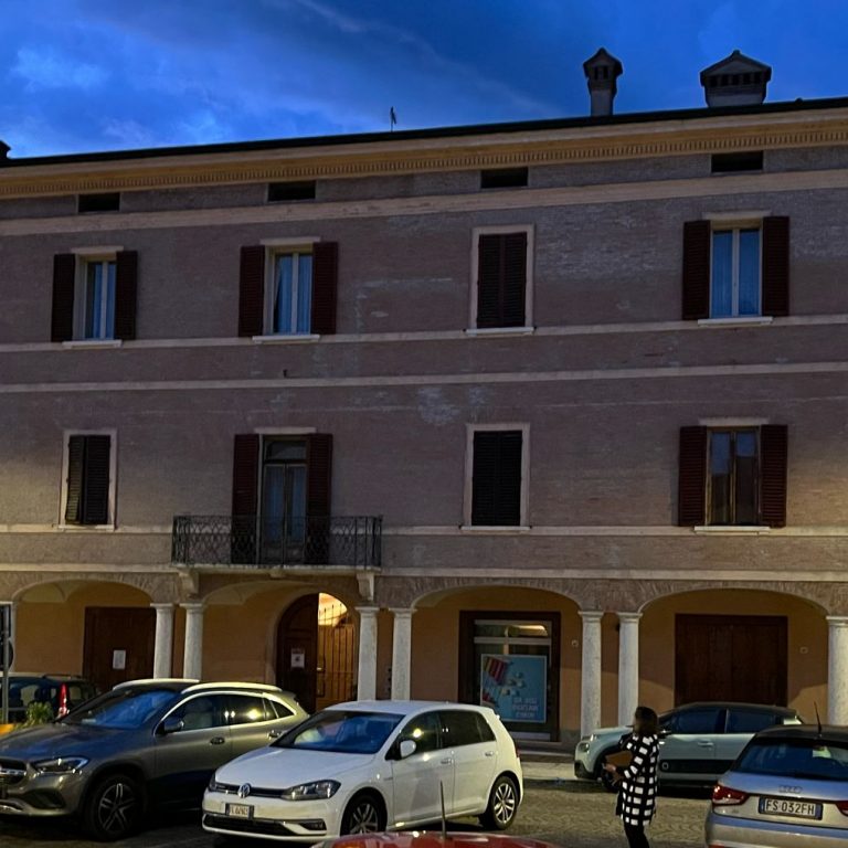 La piazza di Massa nelle immagini del 900